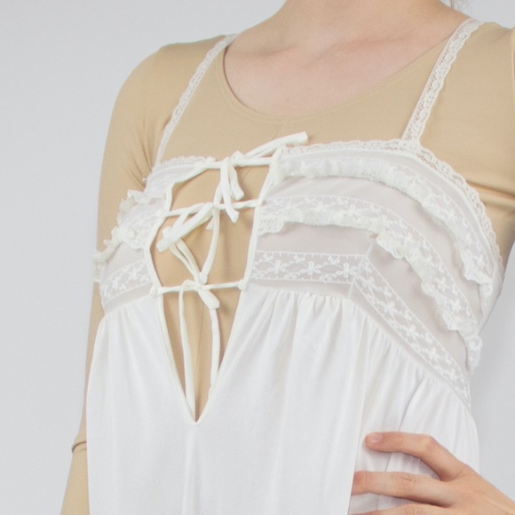 Vintage White Nylon Ruffled Lace Maxi Slip - Picture 2 of 4